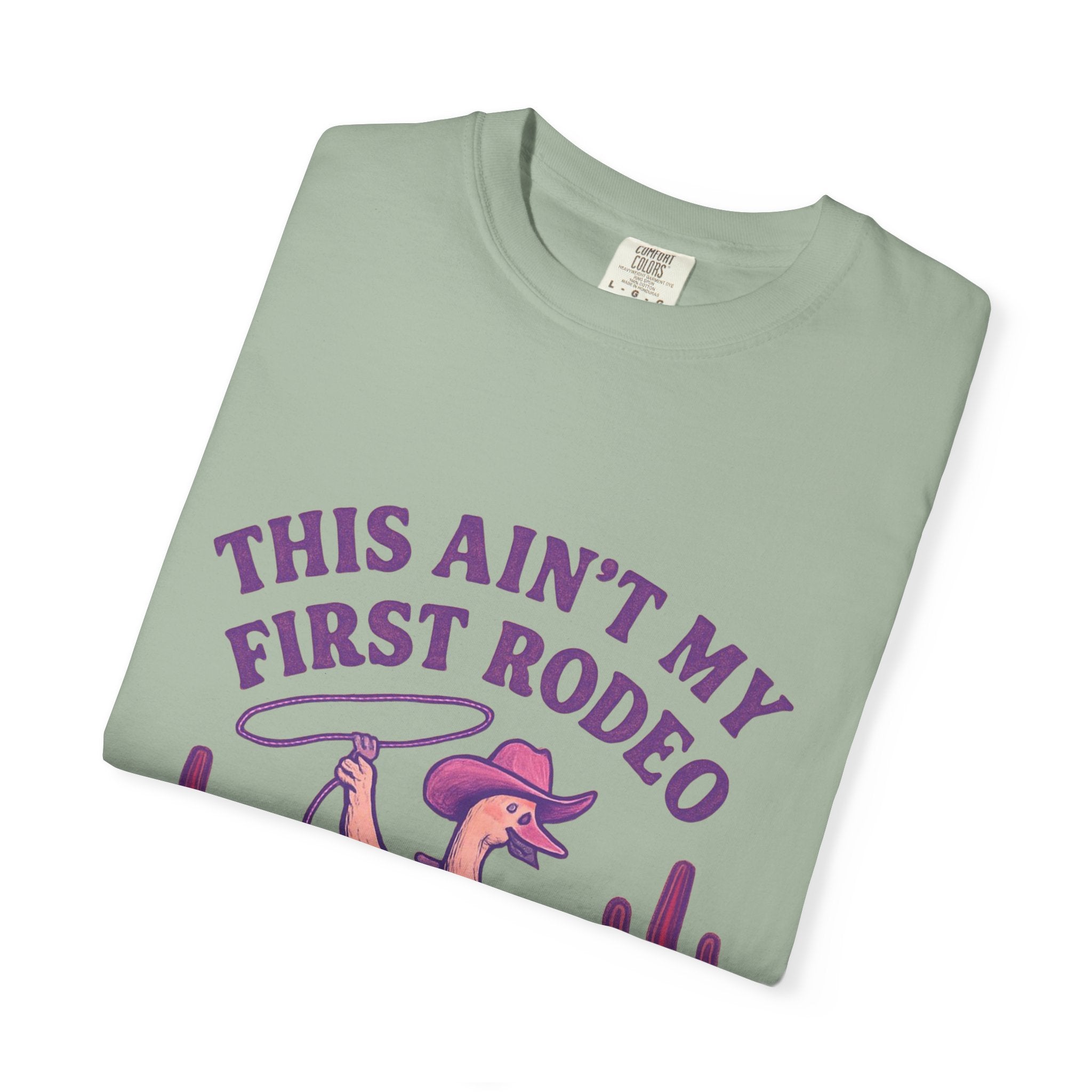 Quirky Unisex T-Shirt - 'This Ain't My First Rodeo' Design, Fun Graphic Tee for Rodeo Lovers, Casual Wear, Gift Idea for Friends and [...]