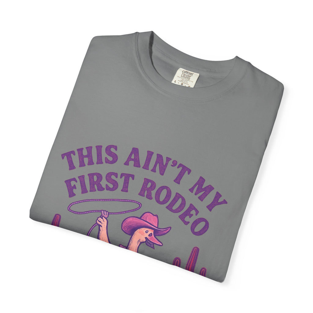 Quirky Unisex T-Shirt - 'This Ain't My First Rodeo' Design, Fun Graphic Tee for Rodeo Lovers, Casual Wear, Gift Idea for Friends and [...]