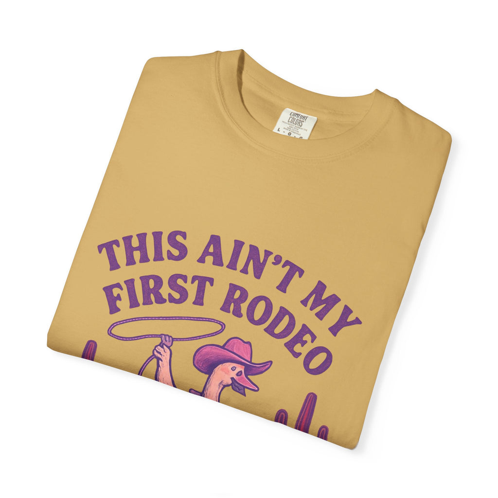 Quirky Unisex T-Shirt - 'This Ain't My First Rodeo' Design, Fun Graphic Tee for Rodeo Lovers, Casual Wear, Gift Idea for Friends and [...]