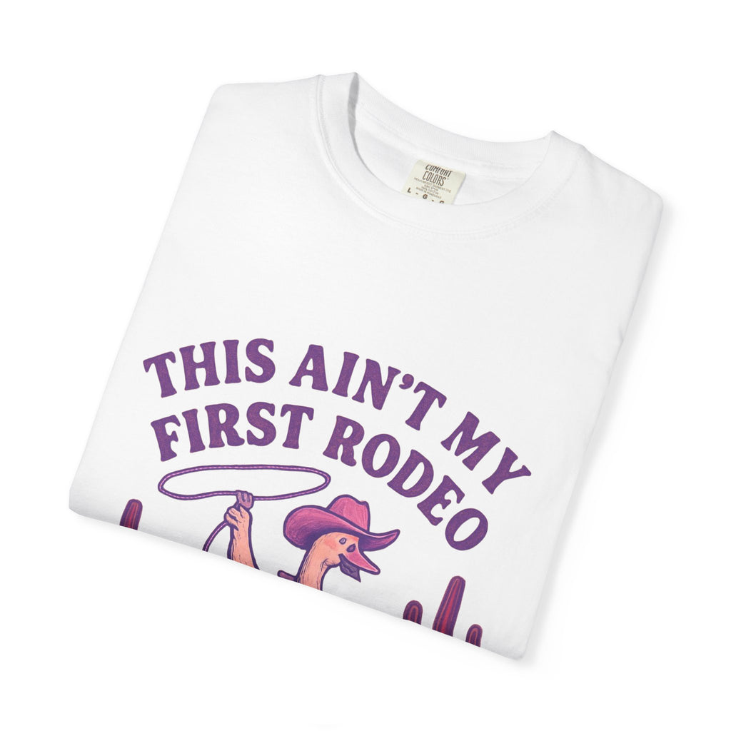Quirky Unisex T-Shirt - 'This Ain't My First Rodeo' Design, Fun Graphic Tee for Rodeo Lovers, Casual Wear, Gift Idea for Friends and [...]